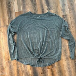 NWOT GapFit Tie Front Workout Shirt